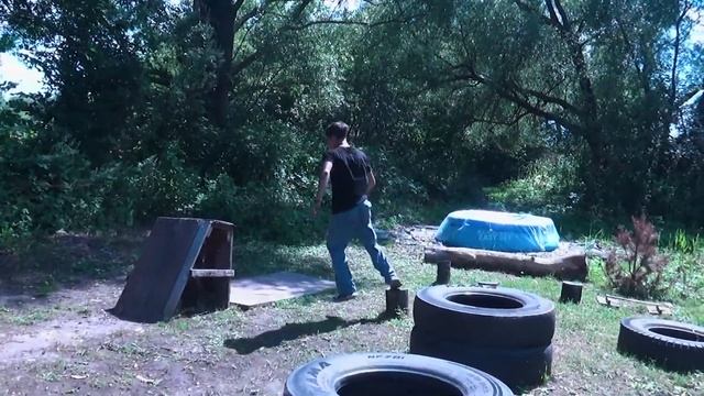Тренировка на самодельной паркур площадке !!! смотреть онлайн