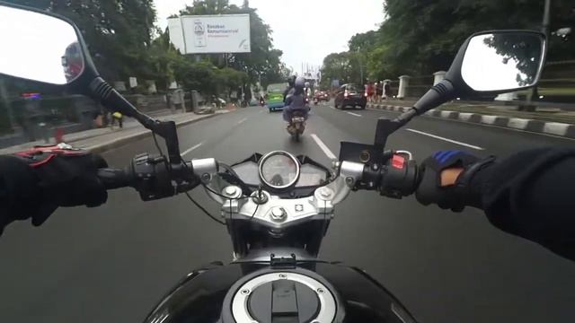 SUZUKI INAZUMA (GW 250) SUASANA KEBUN RAYA BOGOR SORE HARI смотреть онлайн