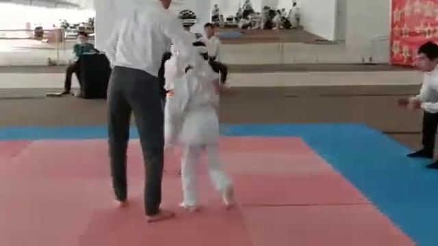 Каратэ - Ералы Айтуар - Клубный турнир - 09.10.2021 смотреть онлайн