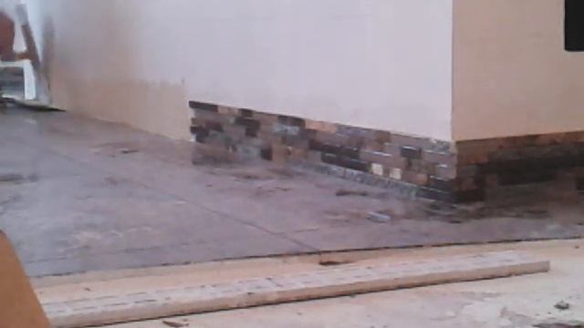 укладка плинтуса из мозаики смотреть онлайн