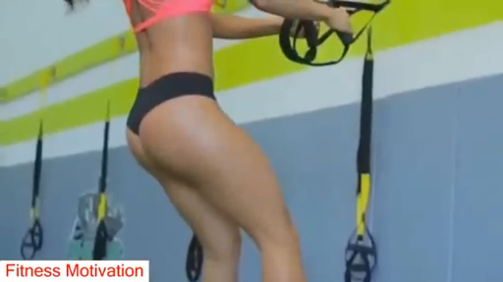 Мотивация от фитоняшек компании Shredz смотреть онлайн