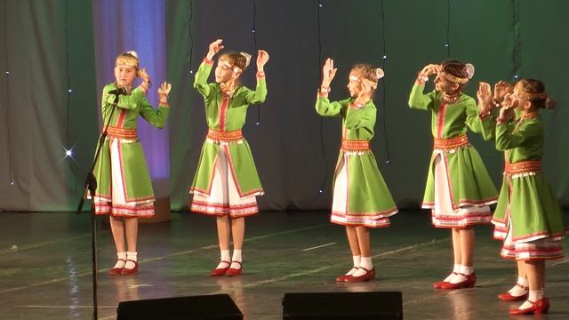 "СТАРИННЫЙ МАРИЙСКИЙ ТАНЕЦ" . смотреть онлайн