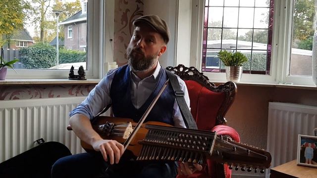 Mandolin concerto in C major - Antonio Vivaldi смотреть онлайн