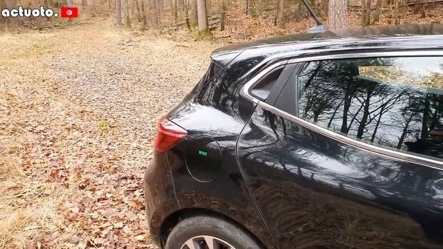 Actuoto: Renault Clio 5, Yes We Can!!! Extérieur (1/3) رينو كليو الجيل الخامس смотреть онлайн