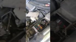 Mercedes w210 габариты правая сторона не горит причина?