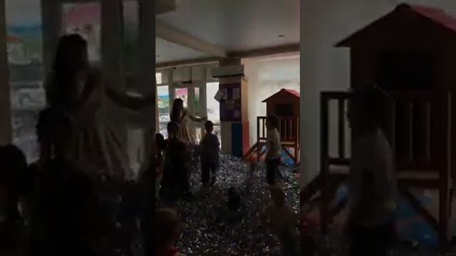 В нашем детском клубе проходят самые крутые вечеринки!!! смотреть онлайн