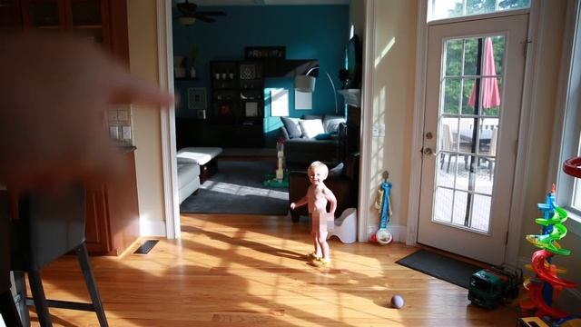 How To Potty Train A Boy (Explained in 130 Seconds) смотреть онлайн
