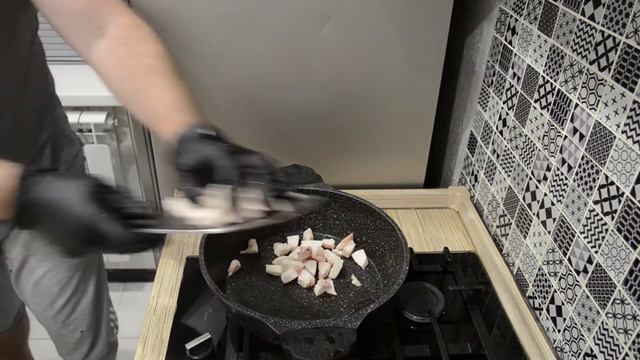 Как приготовить ЛИВЕР? СЕРДЦЕ, ПЕЧЕНЬ, ЛЁГКИЕ , ЖЕЛУДКИ - ассорти в сковороде !!! смотреть онлайн