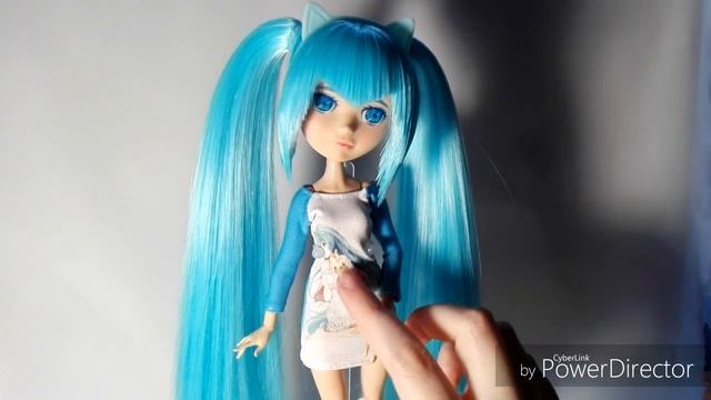 Обзор на ООАК Мику Хатсуне смотреть онлайн