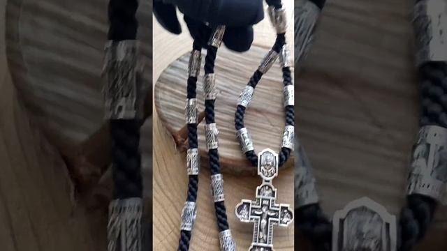 Шнур(Гайтан) с серебряными вставками и серебряный крест . #silver #jewelry смотреть онлайн