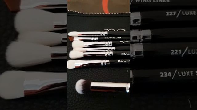 КРАТКИЙ ОБЗОР КИСТЕЙ ZOEVA смотреть онлайн