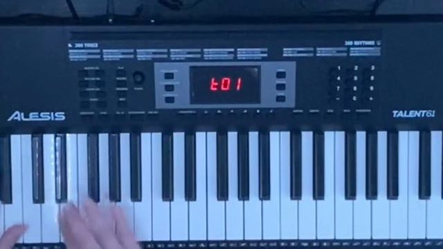 Piano cover Lights Are On - Tom Rosenthal (not full song) смотреть онлайн