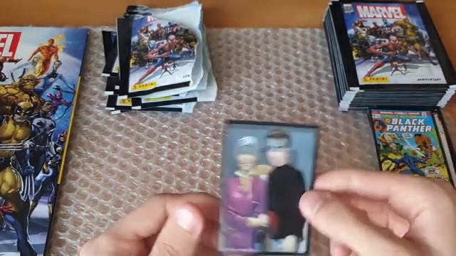 Panini Marvel 80 лет - Открытие 23 пакетов смотреть онлайн