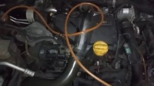 Как выгнать воздух из системы охлаждения двигателя на Рено лагуна 3