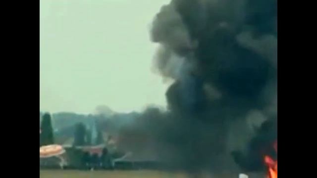Катастрофа Су-30МК в Ле Бурже (Франция) смотреть онлайн