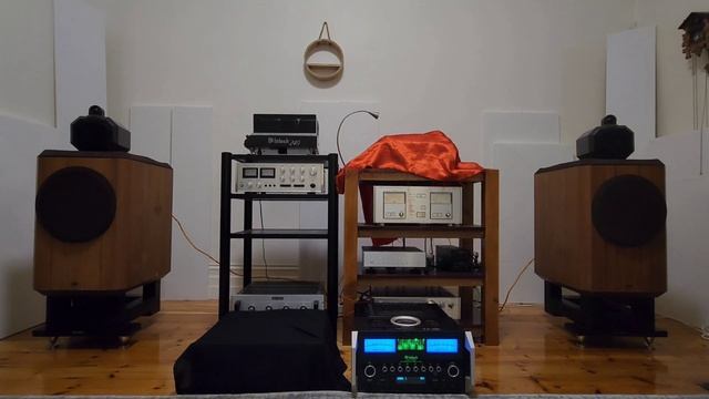 B&W Vintage 801 S1 Vs New 803 D3 смотреть онлайн