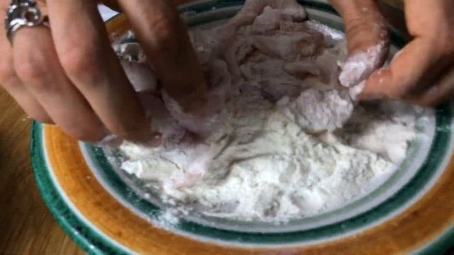 Рецепт салата с курицей: страчетти из куриной грудки в бальзамическом соусе (руккола и пармезан) смотреть онлайн