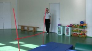 Прыжок в высоту перешагиванием