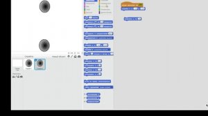 простой  видео урок по скретч Scratch ,спрайт касаетсья спрайта-спрятатсья