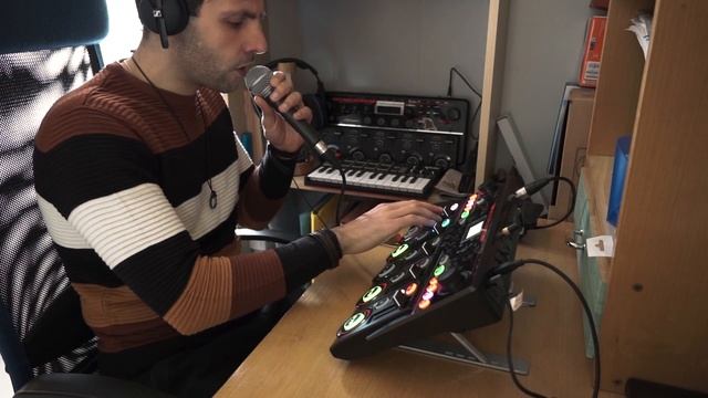 Anymore - feandie (Live looping with Boss RC-505 mkII loop station) смотреть онлайн