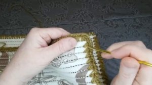 Вяжем практичный коврик .