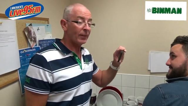 Mr Binman Recycling is Child's Play смотреть онлайн