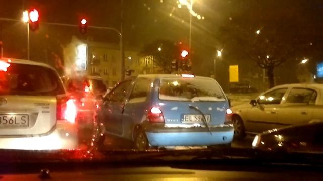 Świąteczna radość dopadła Renault Twingo смотреть онлайн