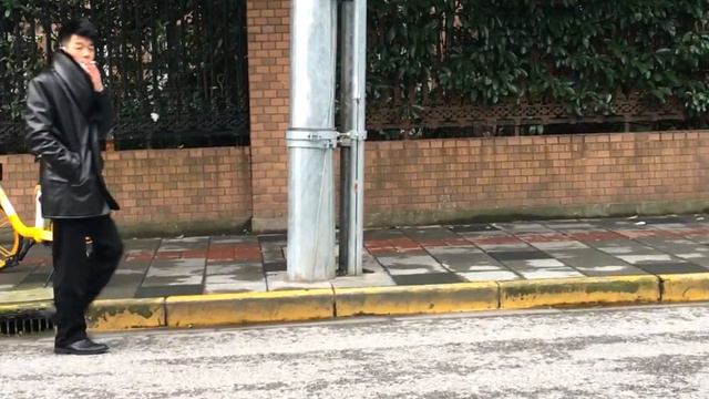 🦠En CHINA, con el CORONAVIRUS de VECINO [literalmente] y enmascarado смотреть онлайн