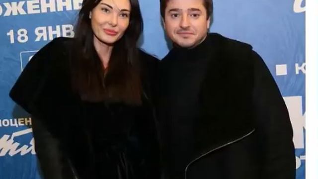 Странная пара! Бывший муж Марины Александровой Вышел в свет с Новой Возлюбленной смотреть онлайн