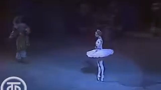 Спящая красавица. Вариация Авроры (1 действие) смотреть онлайн