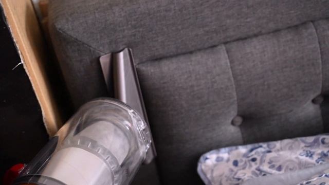 Dyson V15 Detect Cordless Vacuum Attachments - Review & Demo смотреть онлайн