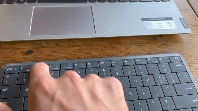 How to connect Click&Touch 2 to Windows (by Bluetooth) смотреть онлайн