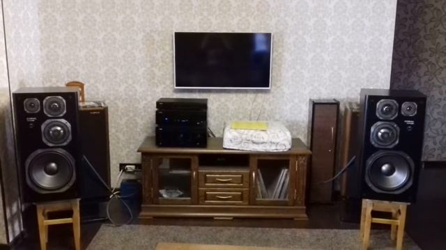 Coral DX-eleven (исполнитель Randy Vanwarmer) смотреть онлайн