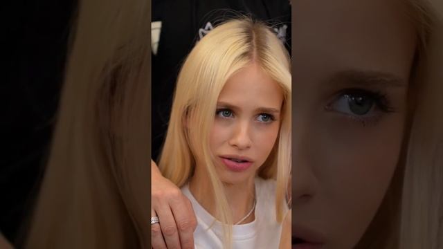 НАРАЩИВАНИЕ ВОЛОС. ВОЛОСАТЫЕ ПОДМЫШКИ У КЛИЕНТА #shorts смотреть онлайн