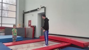 НАУЧИТЬ РЕБЕНКА САЛЬТО НАЗАД ЗА 1 ЧАС