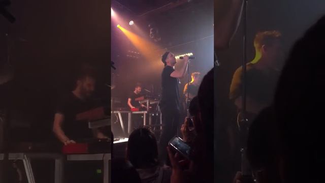 OneRepublic - Let's Hurt Tonight 10/8/16 смотреть онлайн