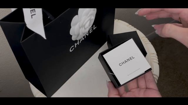 CHANEL EARRINGS '21 | unboxing смотреть онлайн