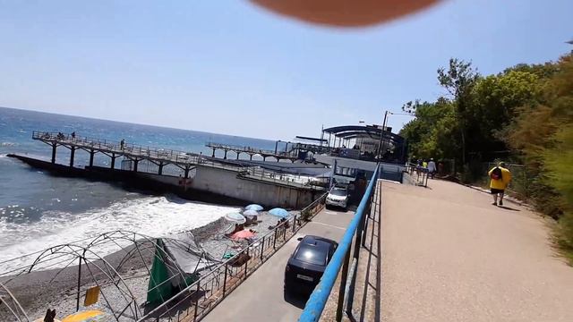 Ялта. Идём на НОВЫЙ пляж ДЕЛЬФИН смотреть онлайн