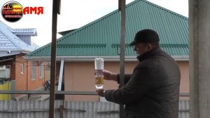 Твой мангал дымит в помещении,тогда нужен приток воздуха для выравнивания давления в беседке и улиц