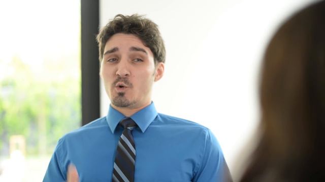 The #1 Flirting Mistake Women Make With Men - Matthew Hussey, Get The Guy смотреть онлайн