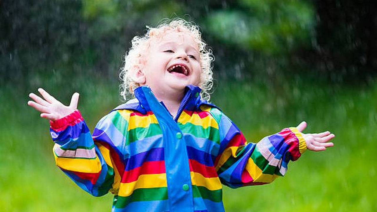 Я бегу под дождиком смотреть онлайн