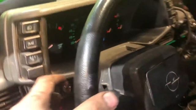 Лампы фар Опель Фронтера наконец-то нашёл причину смотреть онлайн