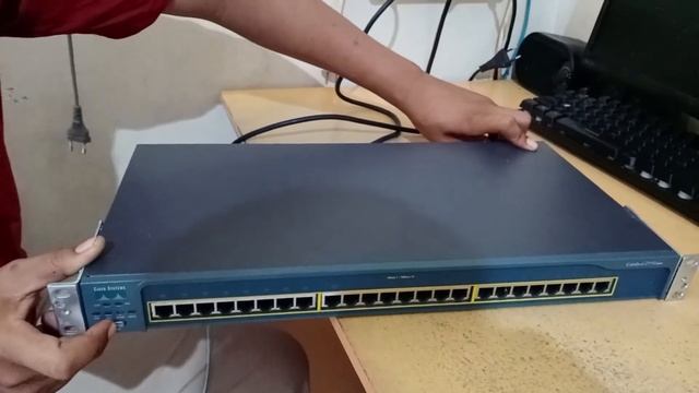 Riview Switch Cisco Catalist 2950 + Reset Configuration смотреть онлайн