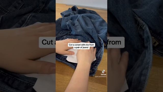 Creative Pattern Cutting of Denim Patchwork Corset #upcycleddenim #fashionbrand #denim #corset #1of смотреть онлайн