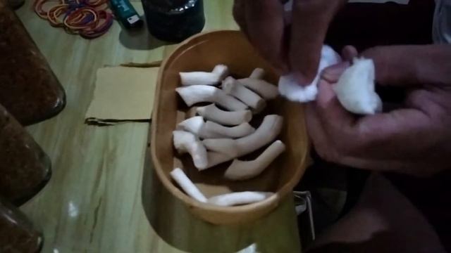 Guide On How To Make Grain Spawn Through Direct Tissue Culture.