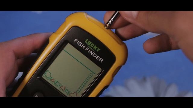 Лучший эхолот за свою цену! Эхолот для рыбалки Lucky FFCW1108-1 смотреть онлайн