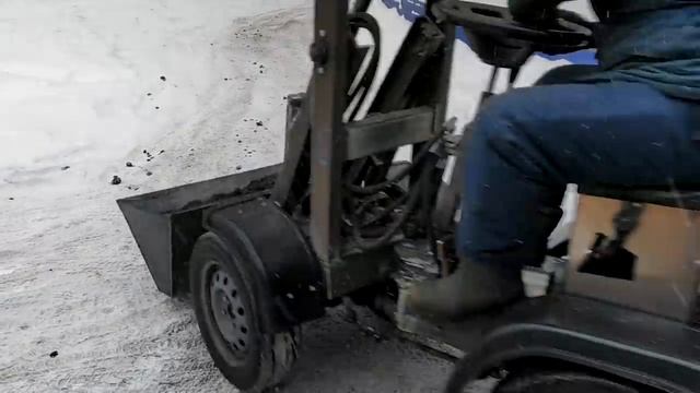 5 тонн угля за 40 минут перевез и спина не болит.mp4 смотреть онлайн