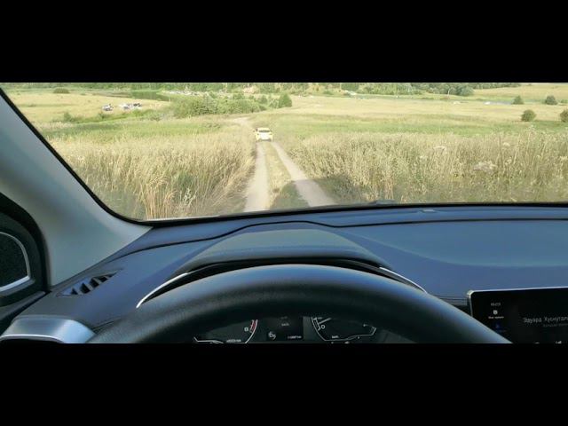 Работа помощник а спуска с горы на GEELY COOLRAY смотреть онлайн