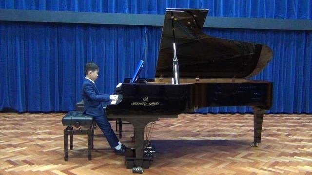 Elissa Milne - Groovy Movie (Dylan, 7 yo) смотреть онлайн