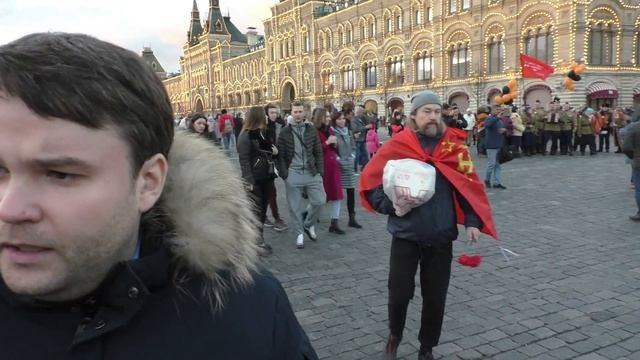 День Рождения #НОД 04.11.2018 #Гулянья Возложение цветов к памятнику Минину и Пожарскому смотреть онлайн